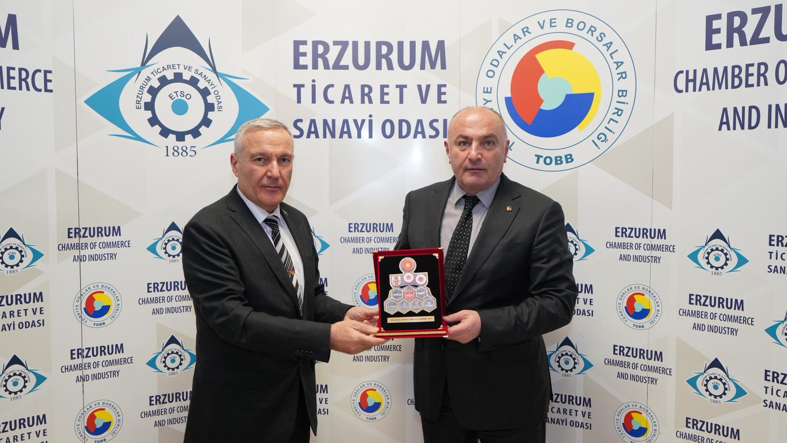ETSO SAİM ÖZAKALIN.jpg