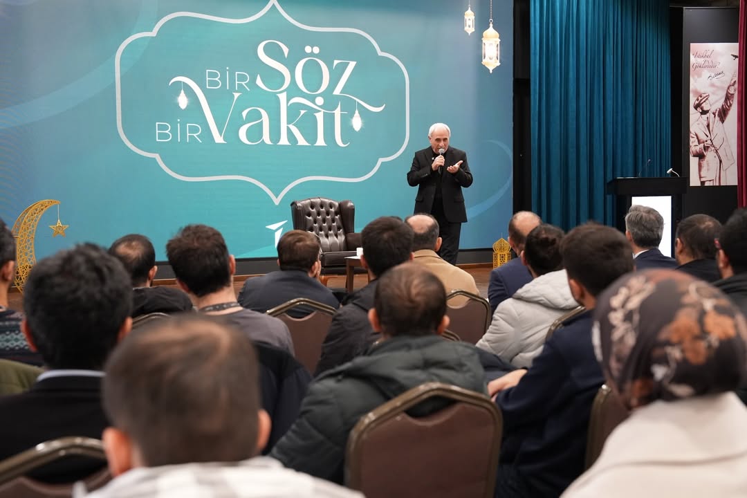 #TUSAŞ’ta “Bir Söz Bir Vakit” söyleşilerimiz devam ediyor.Serimizin ikinci buluşmasında; şiirler.jpg