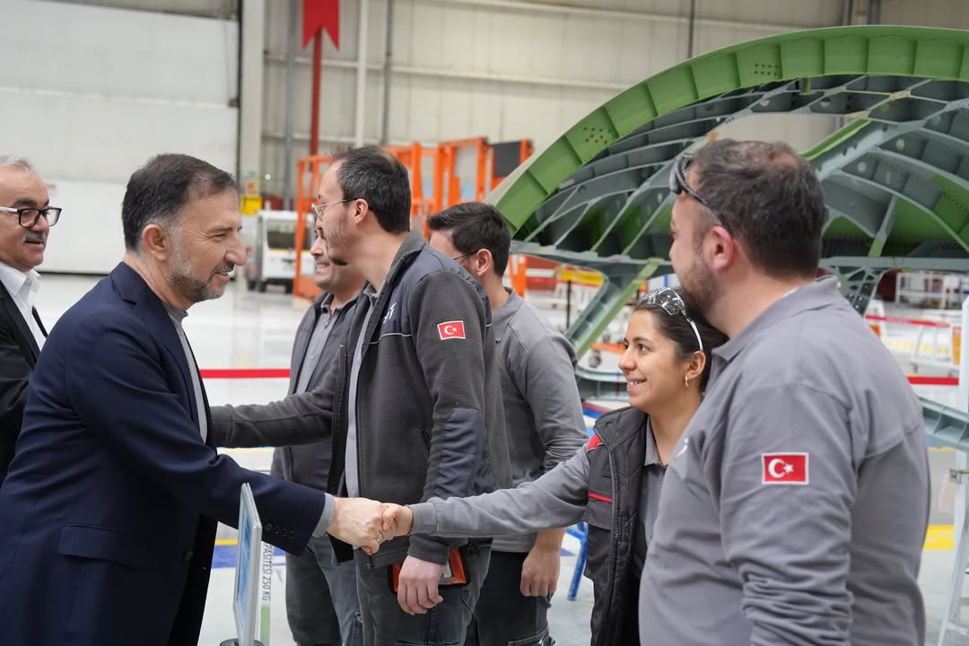 Genel Müdürümüz Mehmet Demiroğlu çalışma arkadaşlarımızı ofis ve çalışma yerlerinde ziyaret eder.jpg