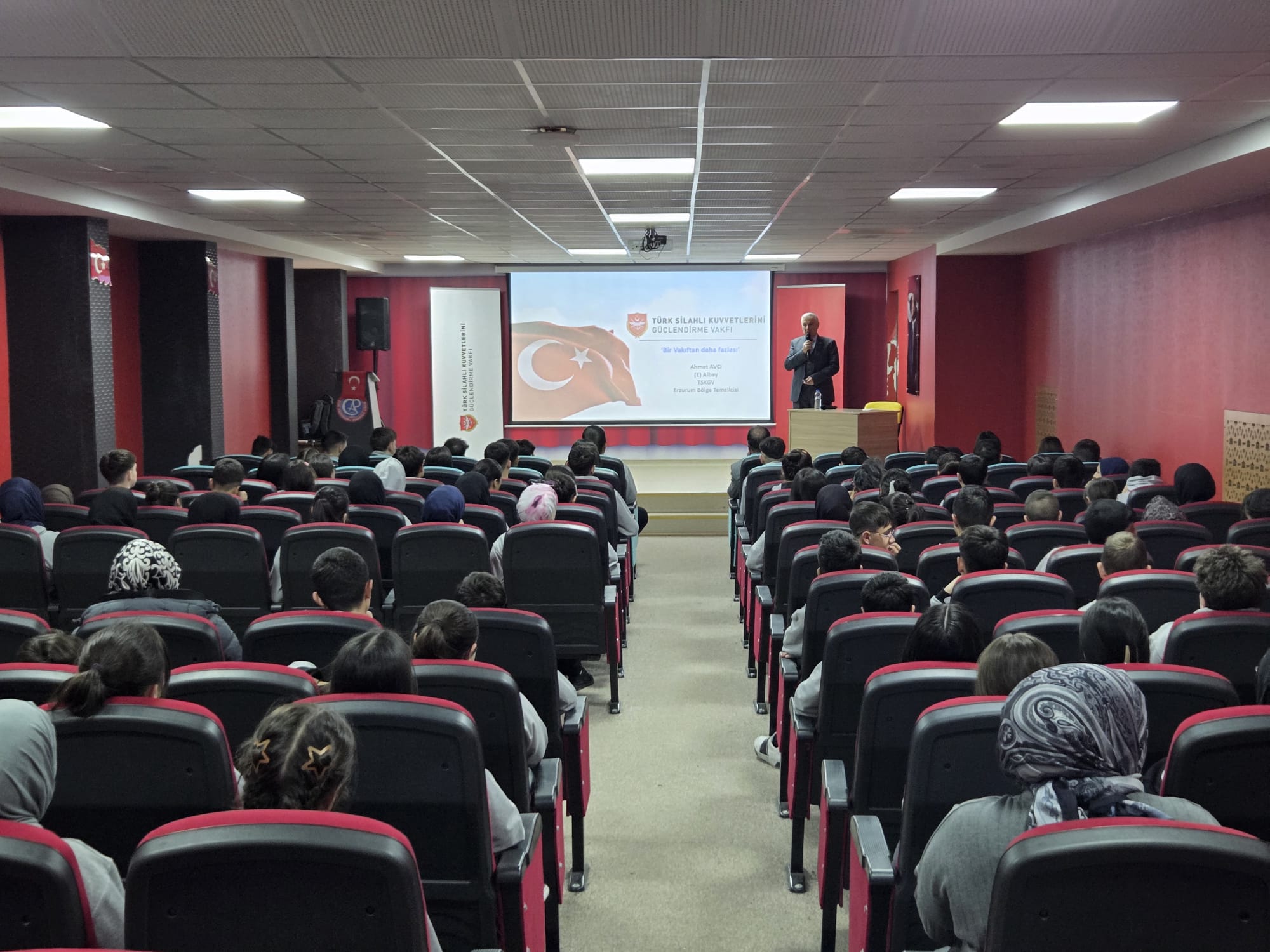 ILICA ÇOK PROGRAMLI LİSESİ.jpg