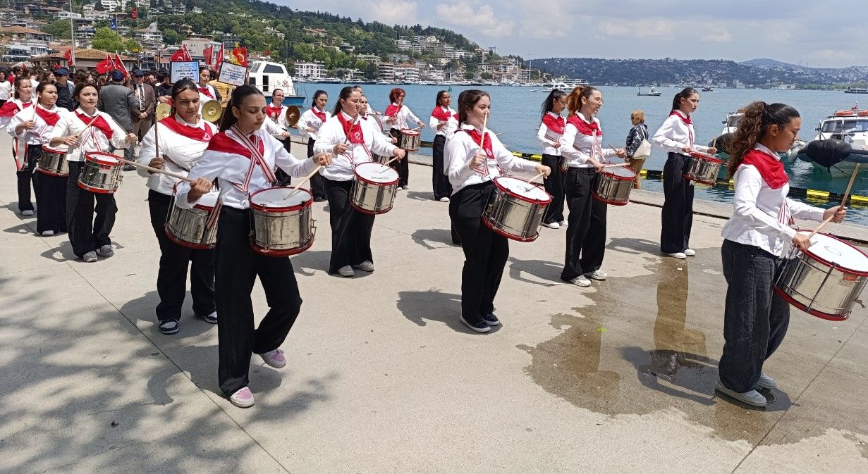 142-besiktas-19-mayis-kortej-10.jpg