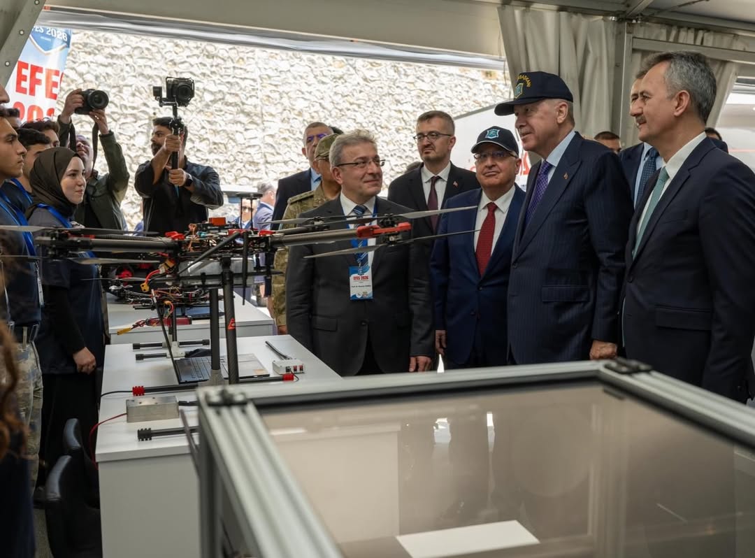 📍 İzmir 🇹🇷 - EFES-2026EFES-2026 Tatbikatı kapsamında düzenlenen savunma sanayii sergisini teş.jpg