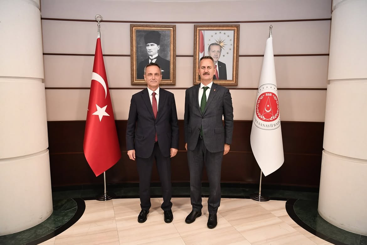 📍 Ankara 🇹🇷 🇪🇪Estonya Cumhuriyeti Tallin Büyükelçimiz Havva Yonca Gündüz Özçeri, Başkanımız (2).jpg