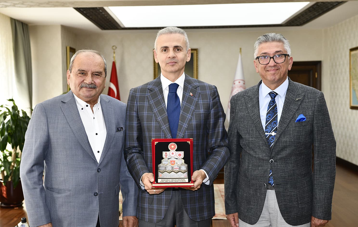 14. Karaman FTK Fahri Başkanı Vali Sn. Mehmet Fatih ÇİÇEKLİ.jpg