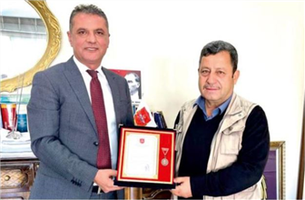nigde-li-bagisciya-madalya-ve-berat-verildi-060220230922127406.jpg