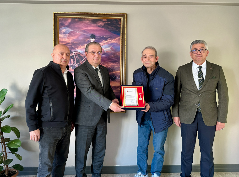Nakit Bağışçı Mehmet Sarılmışer Erdemli Kaymakamlığı (3).JPG