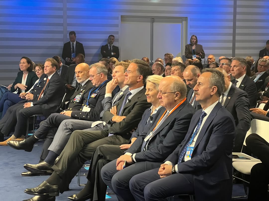 lahey de nato zirvesine  güçlü katılım.jpg