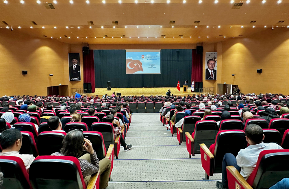 7-TANITIM-KSÜ Ziyareti ve Vakıf Tanıtım Sunumu  15 mys.JPG